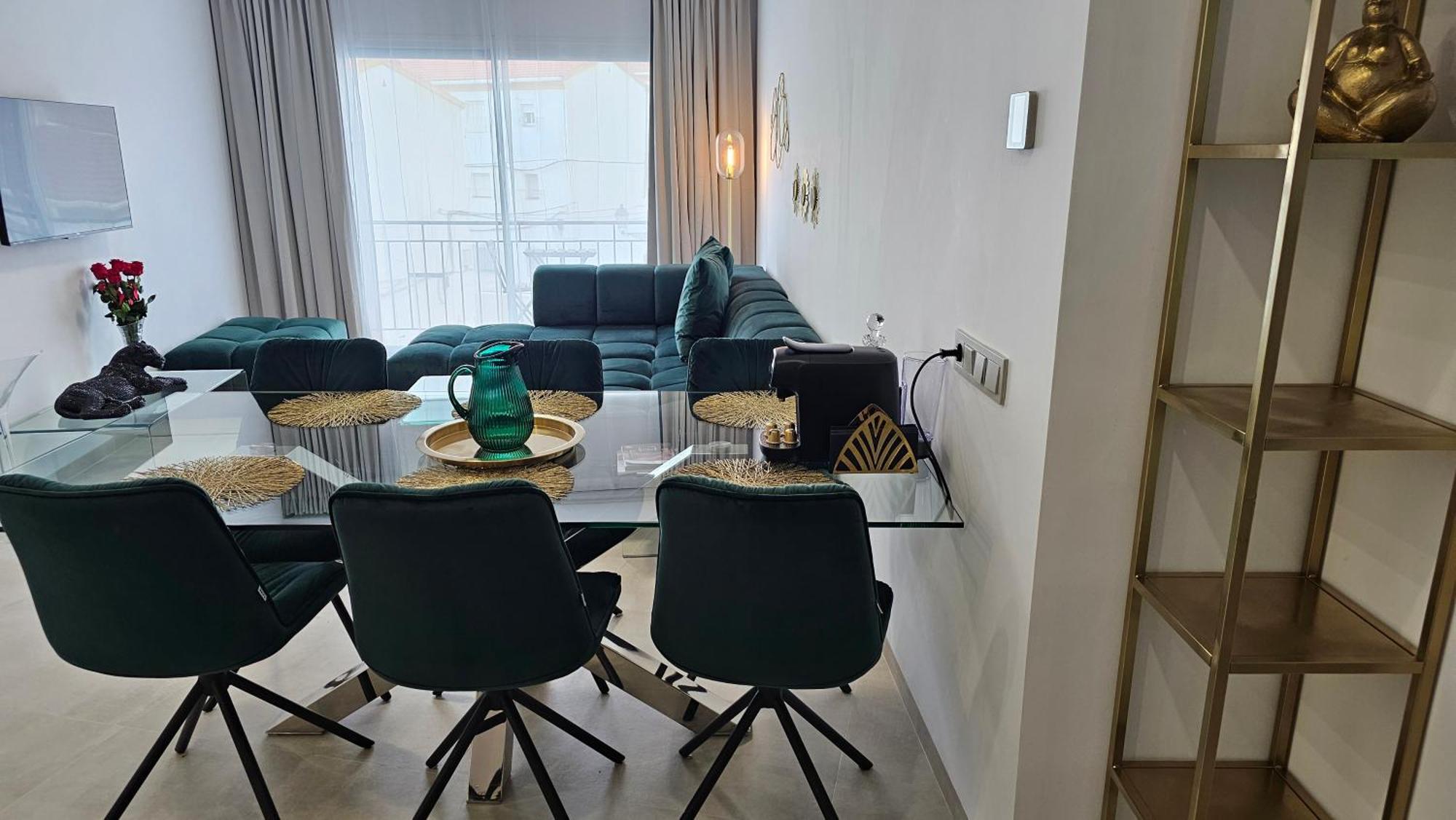 Appartamento Oasis Jacuzzi Retreat Marbella Esterno foto
