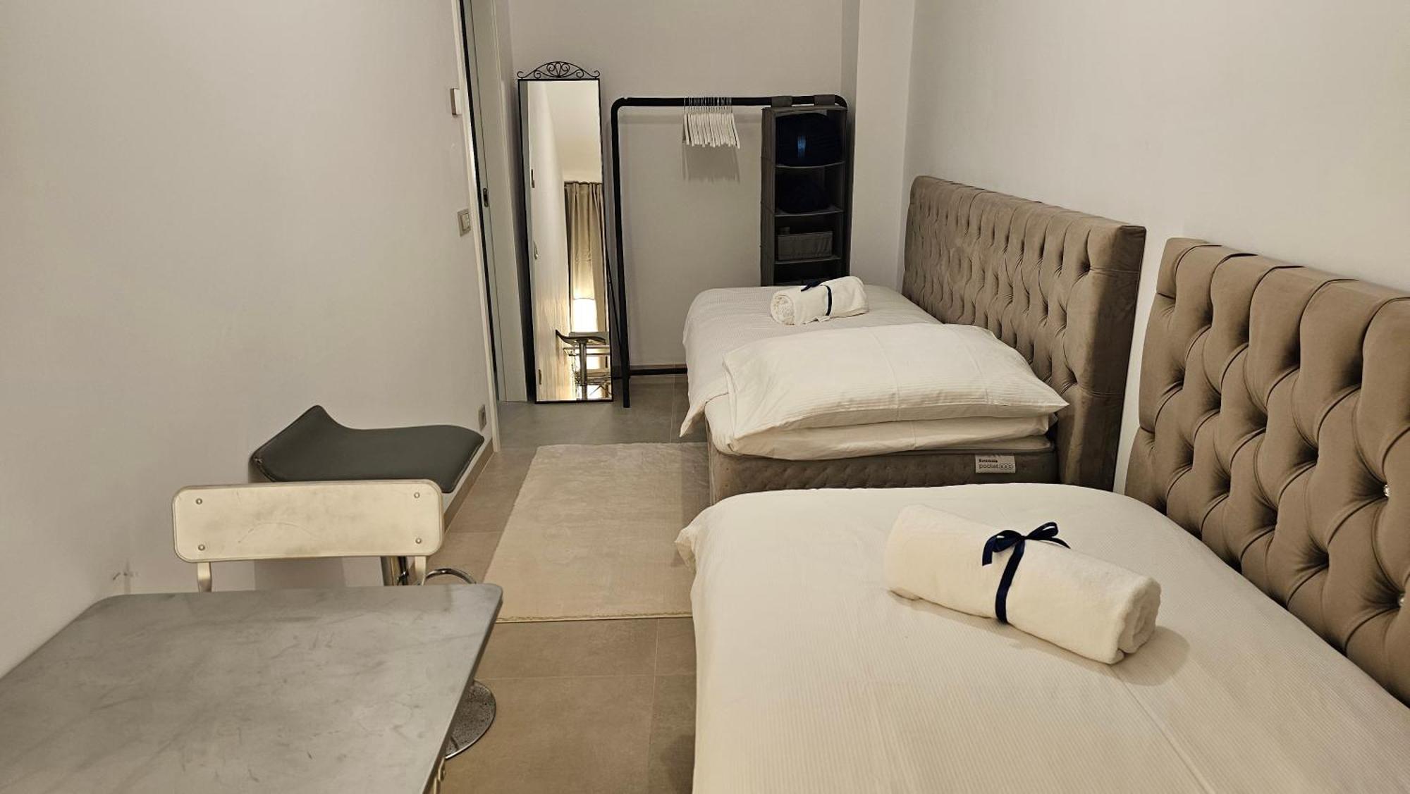 Appartamento Oasis Jacuzzi Retreat Marbella Esterno foto